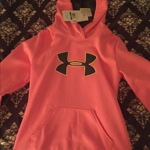 Under armour sweatshirt